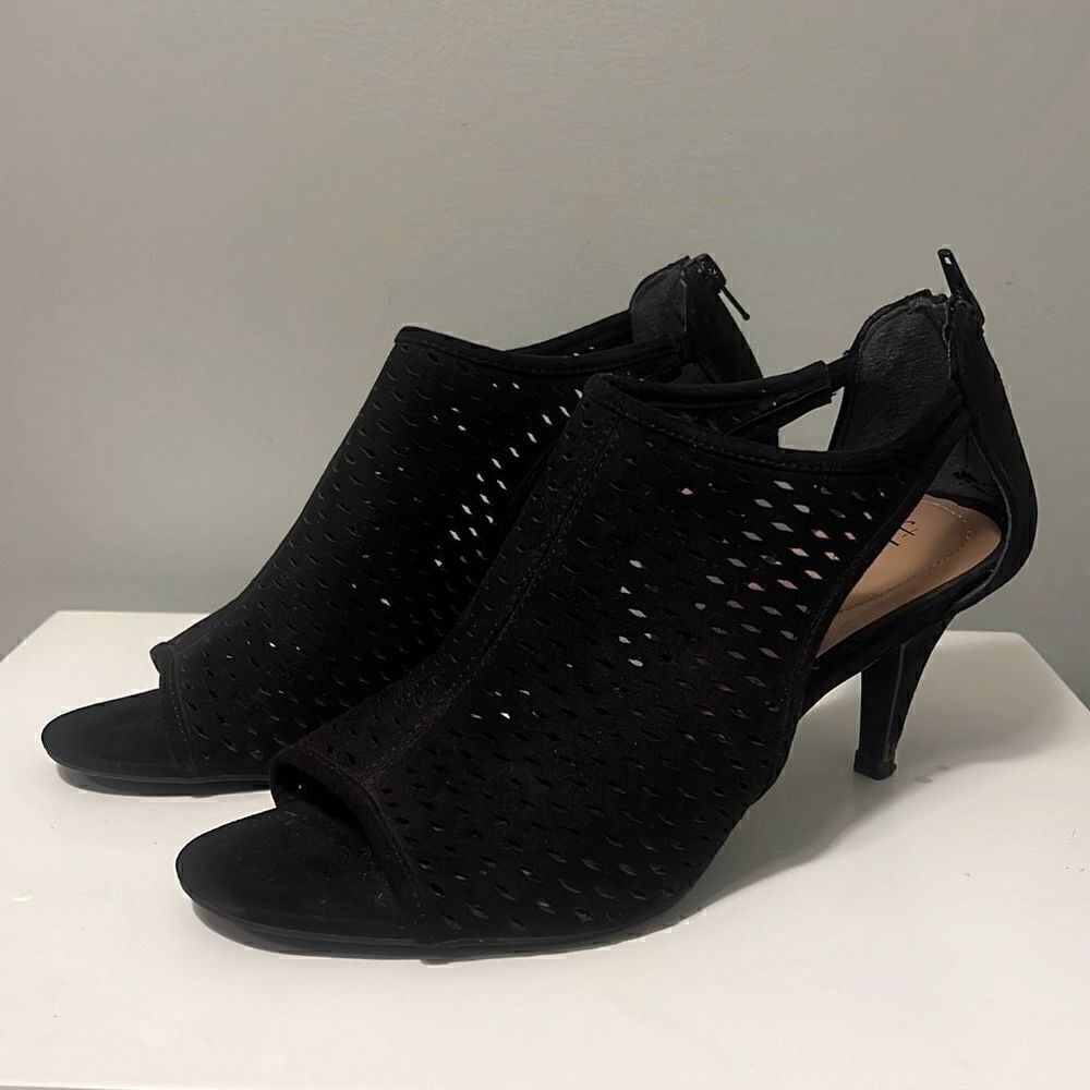 Style & Co Women's Black Cut Out Peep Toe Pointed Cone Shape Pump Heels Size 9